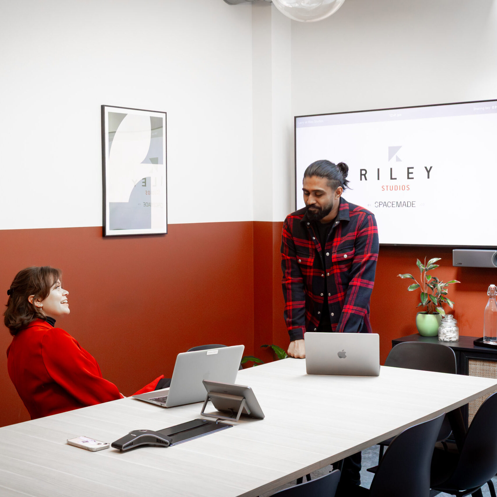 Riley Studio Meeting Room – Larry 2