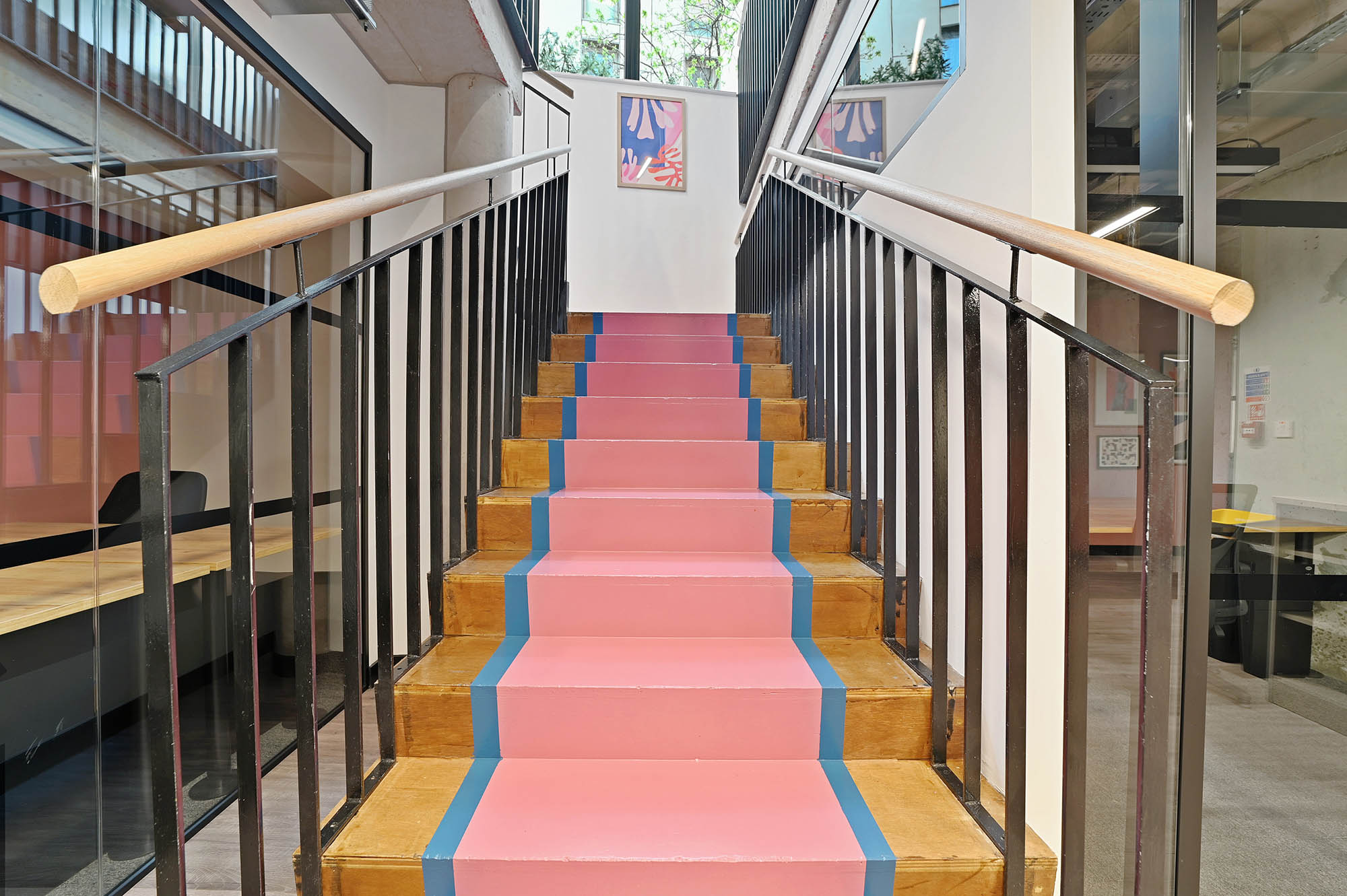 inside coworking space Neighbourhood Works London Field's