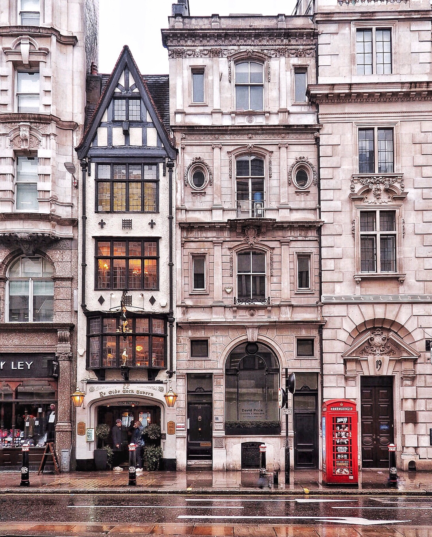 Ye Olde cock Tavern The Strand