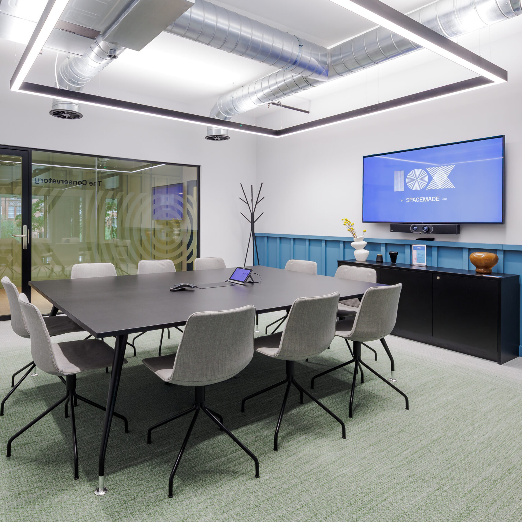 modern-meeting-room-10-person-birmingham-10x-brindley-place