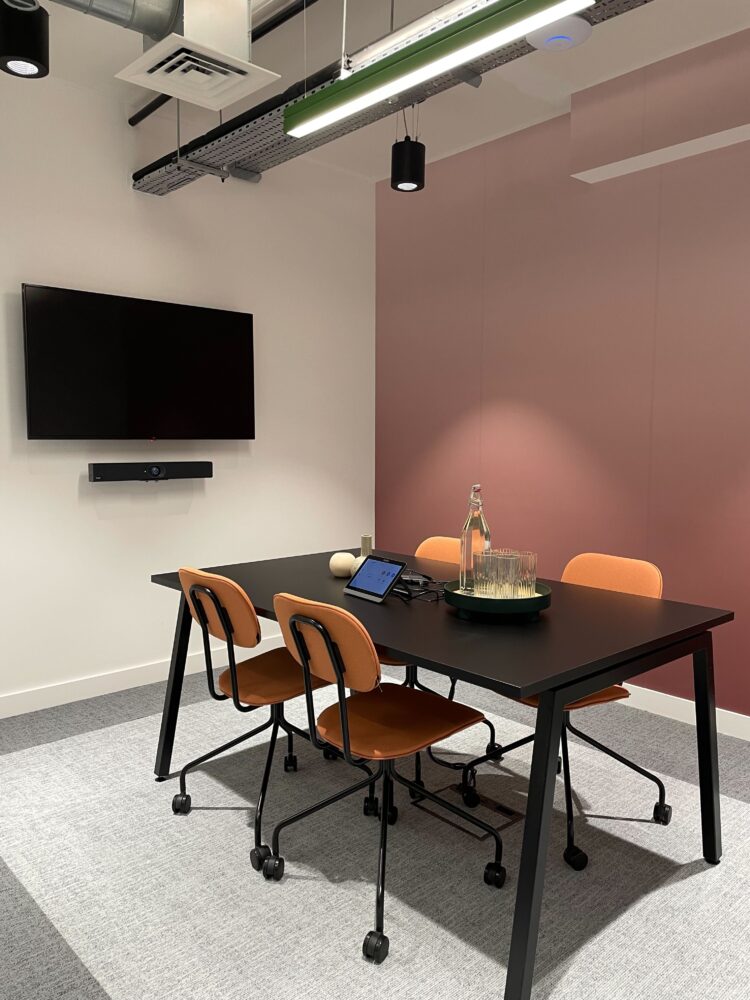 Oates Meeting Room – The Landing
